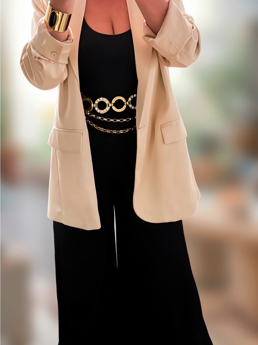 Gold Chain-Link Waist Belt - Women's Fashion Accessory